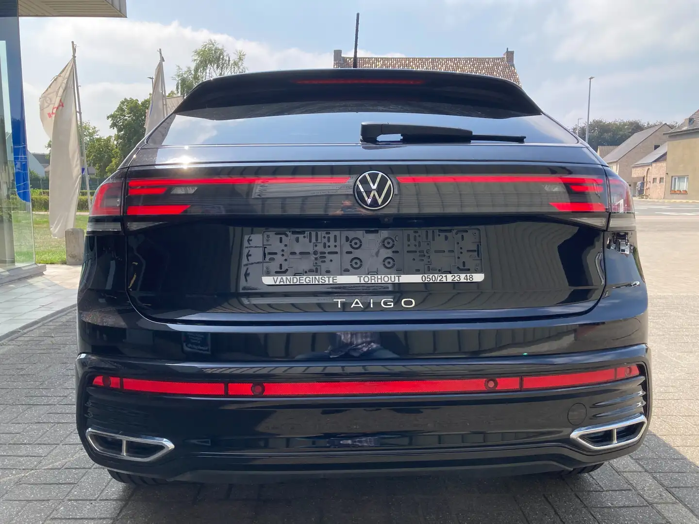 Volkswagen Taigo R-LINE 116tsi -Airco -ACC -App -LED MATRIX -Camera Noir - 1