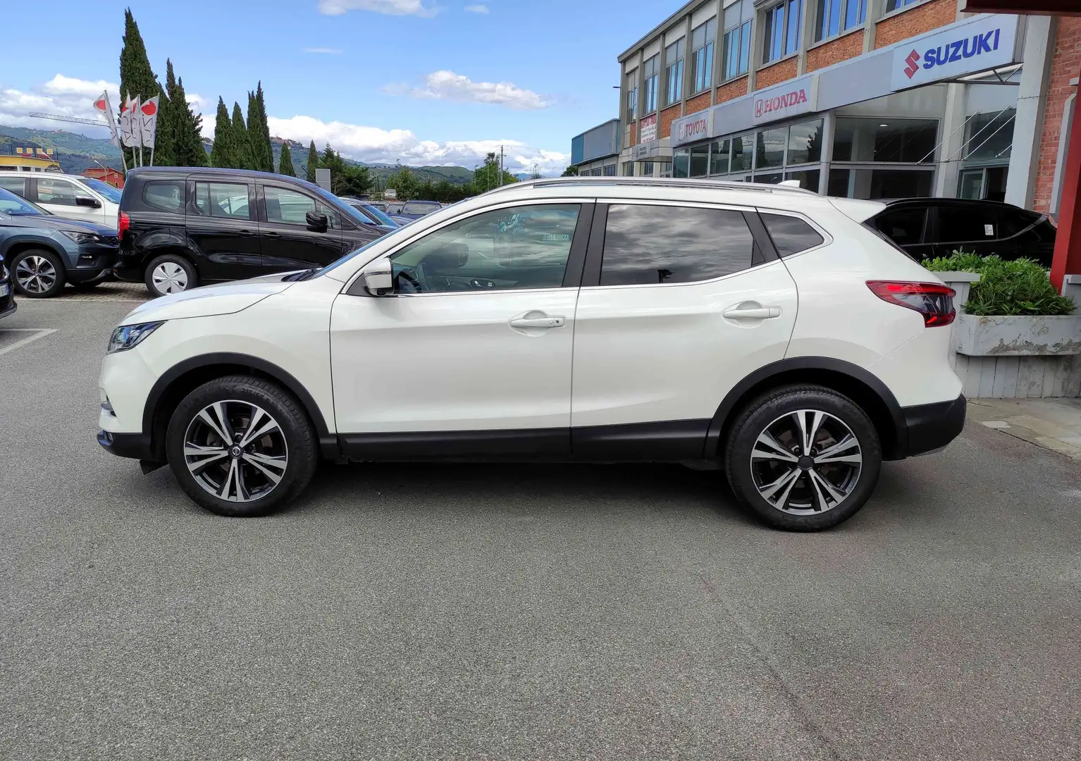 Nissan Qashqai Qashqai 1.6 dci N-Connecta 4wd 130cv Blanco - 2