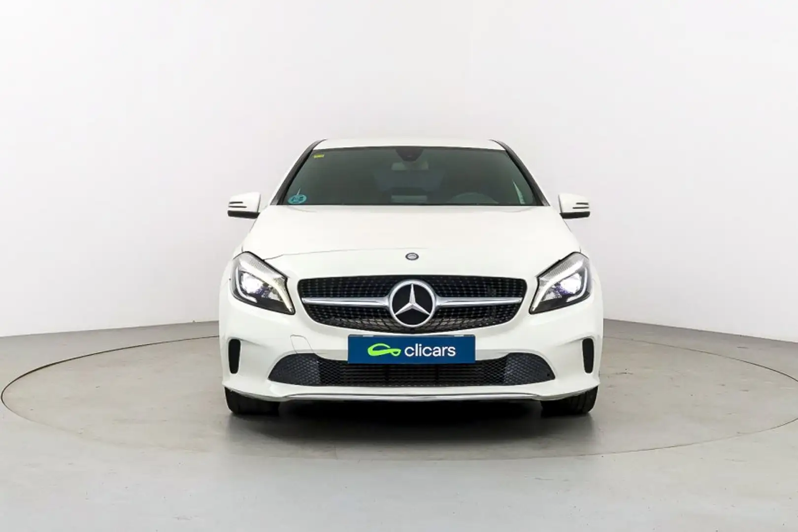 Mercedes-Benz A 180 Blanc - 2
