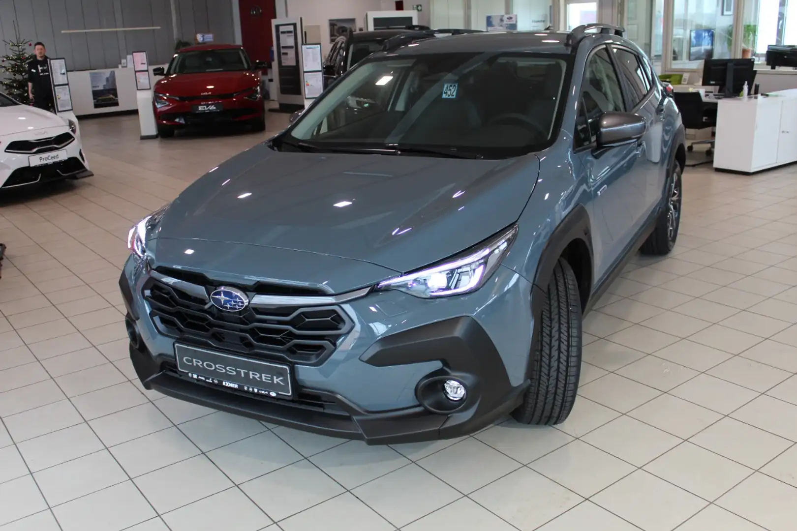 Subaru Crosstrek 2.0ie - Allrad - Automatik LED Blauw - 2