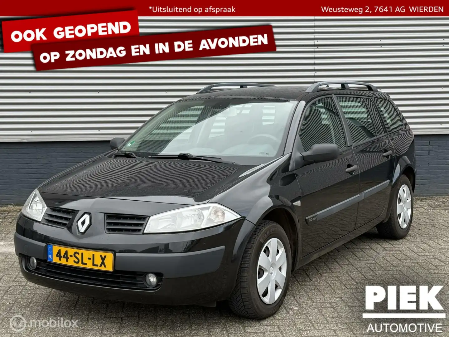 Renault Megane Grand Tour 1.6-16V Authentique TREKHAAK, APK Zwart - 1