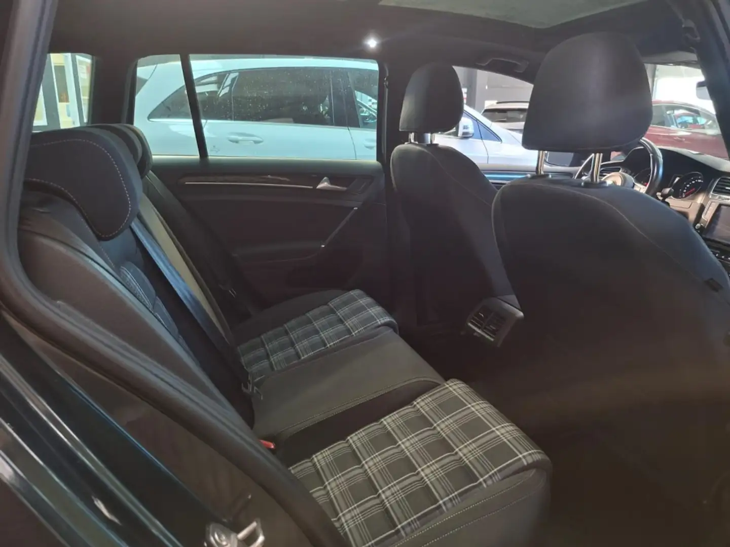 Volkswagen Golf Variant 2.0TDI BMT GTD 184 Grigio - 2