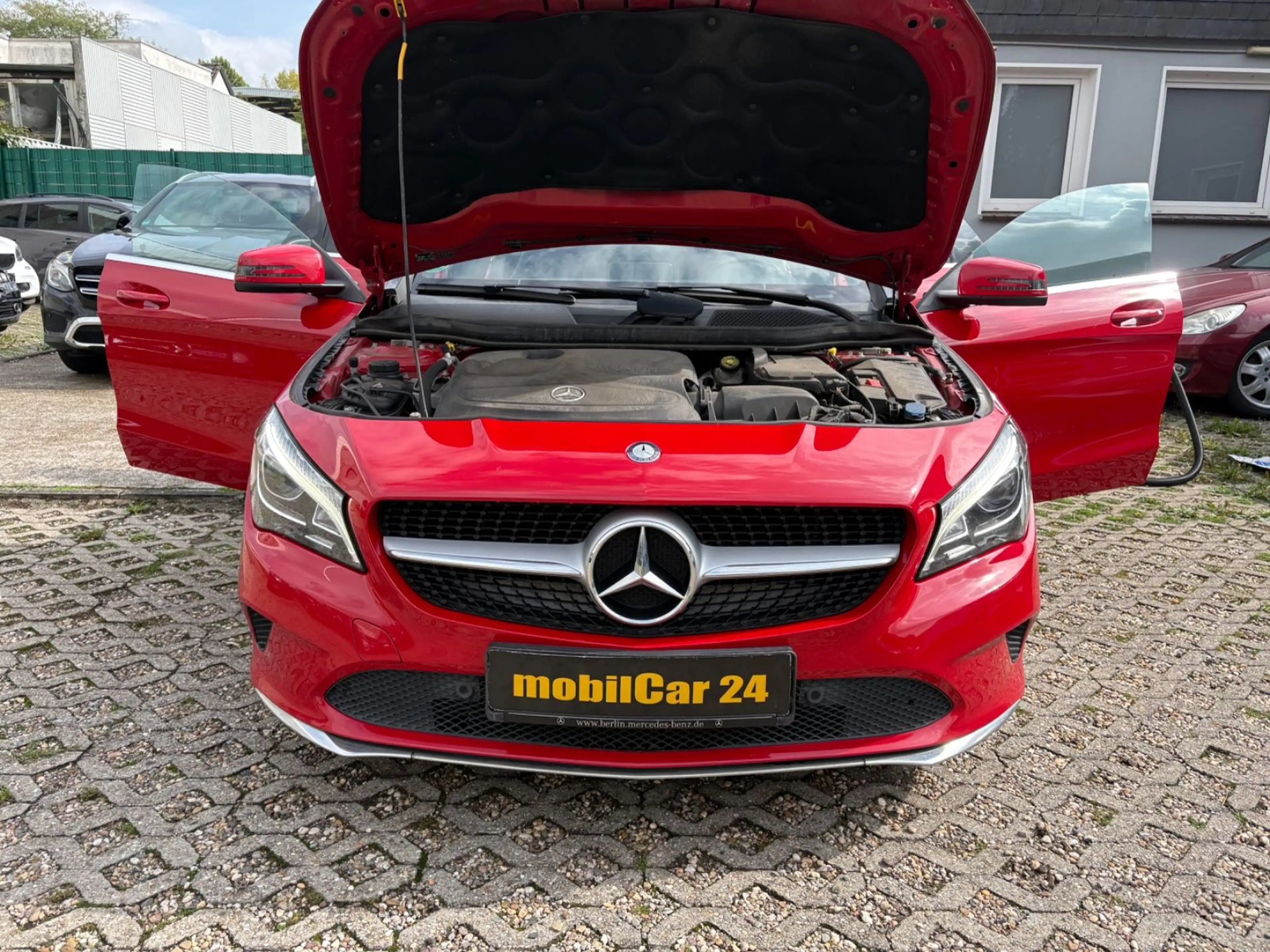 Mercedes-Benz CLA 200 CLA ShootingBrake 200 URBAN AUTOMAT FACELIFT LED — photo 25