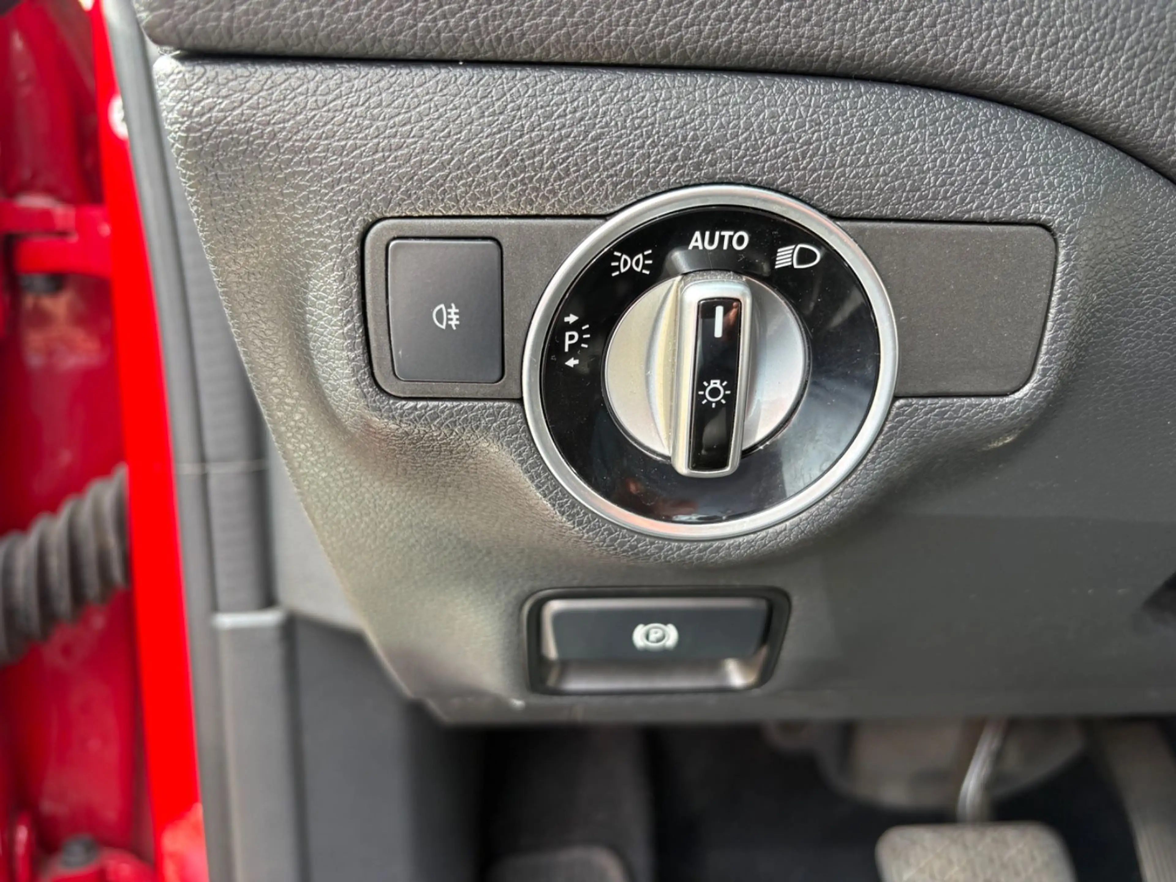 Mercedes-Benz CLA 200 CLA ShootingBrake 200 URBAN AUTOMAT FACELIFT LED — photo 23