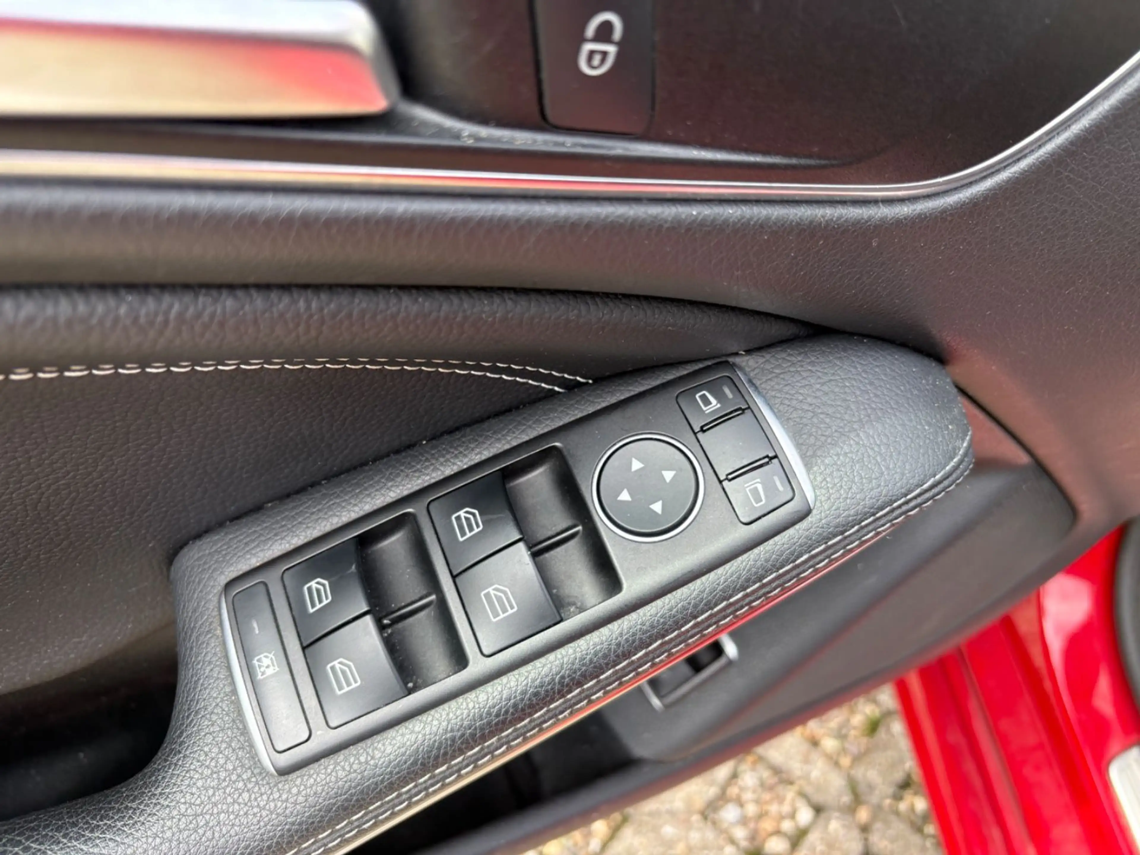Mercedes-Benz CLA 200 CLA ShootingBrake 200 URBAN AUTOMAT FACELIFT LED — photo 12