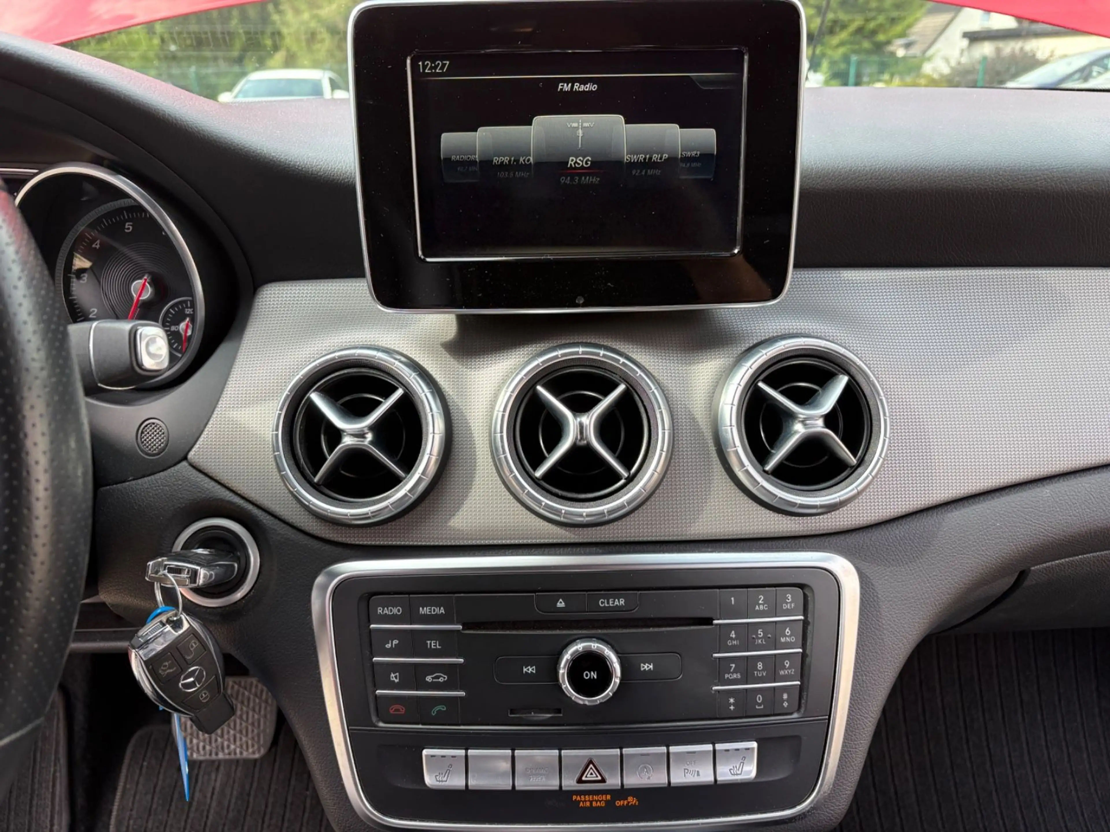 Mercedes-Benz CLA 200 CLA ShootingBrake 200 URBAN AUTOMAT FACELIFT LED — photo 18