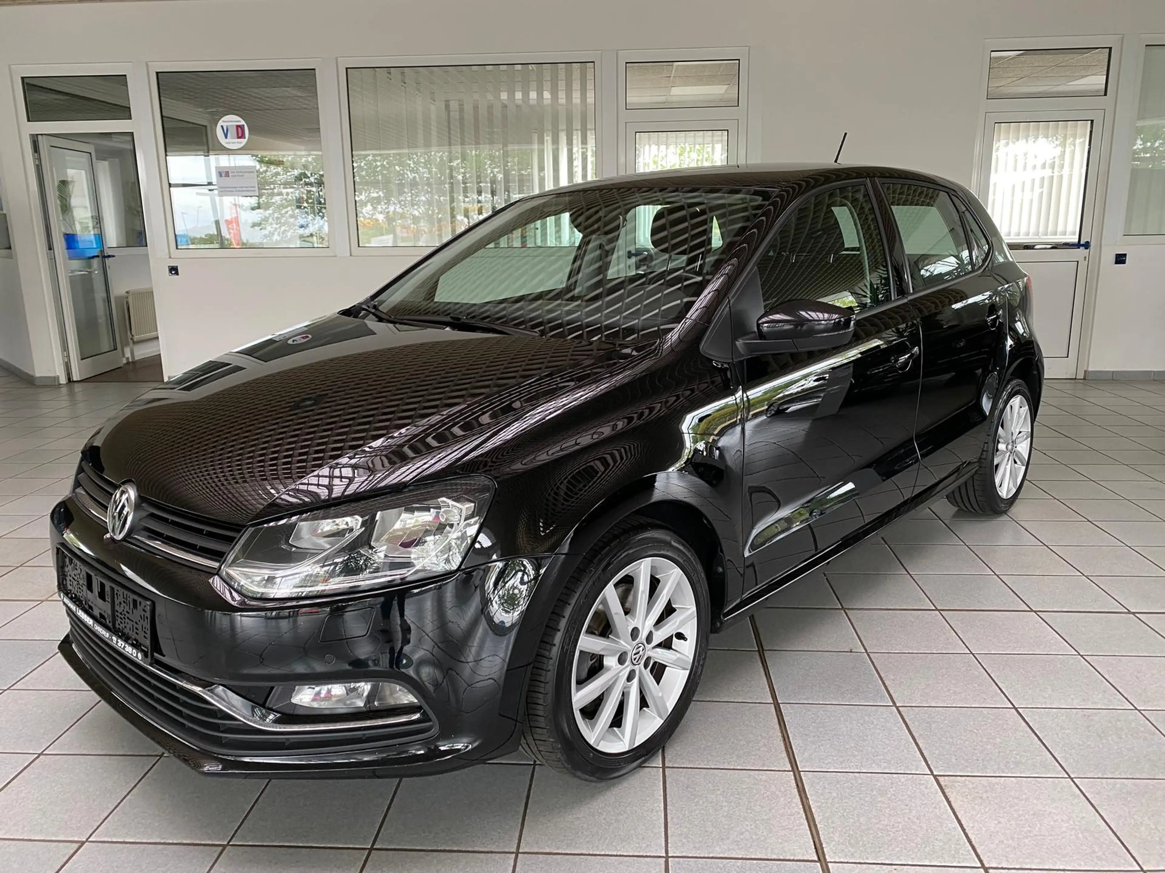 Volkswagen Polo Highline*1.2 TSI NAVI*SHZ*PDC*
