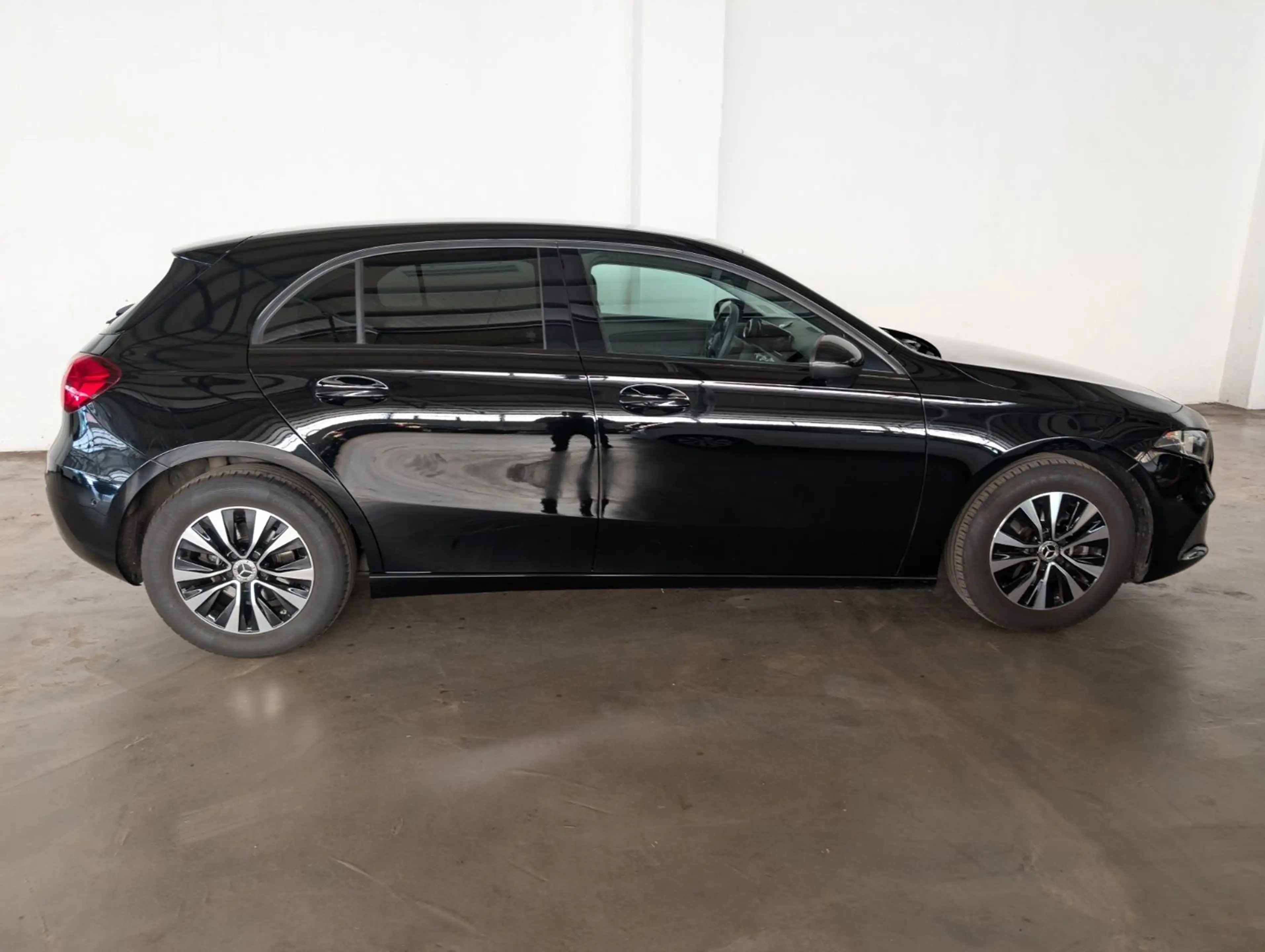 Mercedes-Benz A 180 A -Klasse A 180 d — photo 4