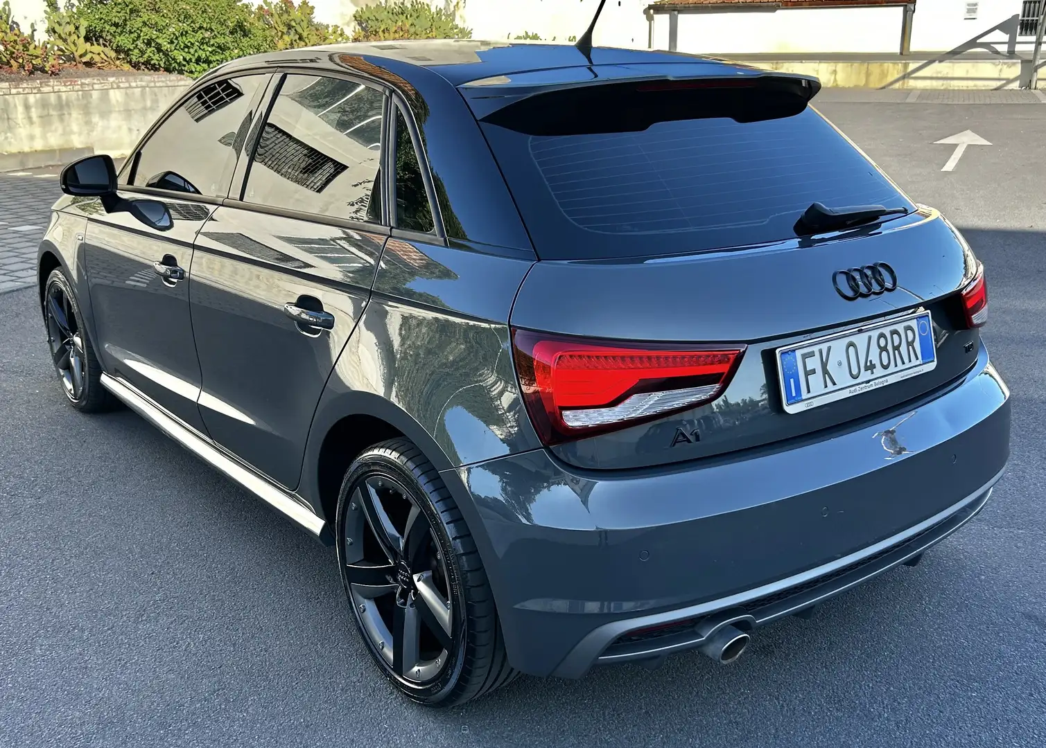 Audi A1 Sportback 1.6 tdi Admired s-tronic - 2