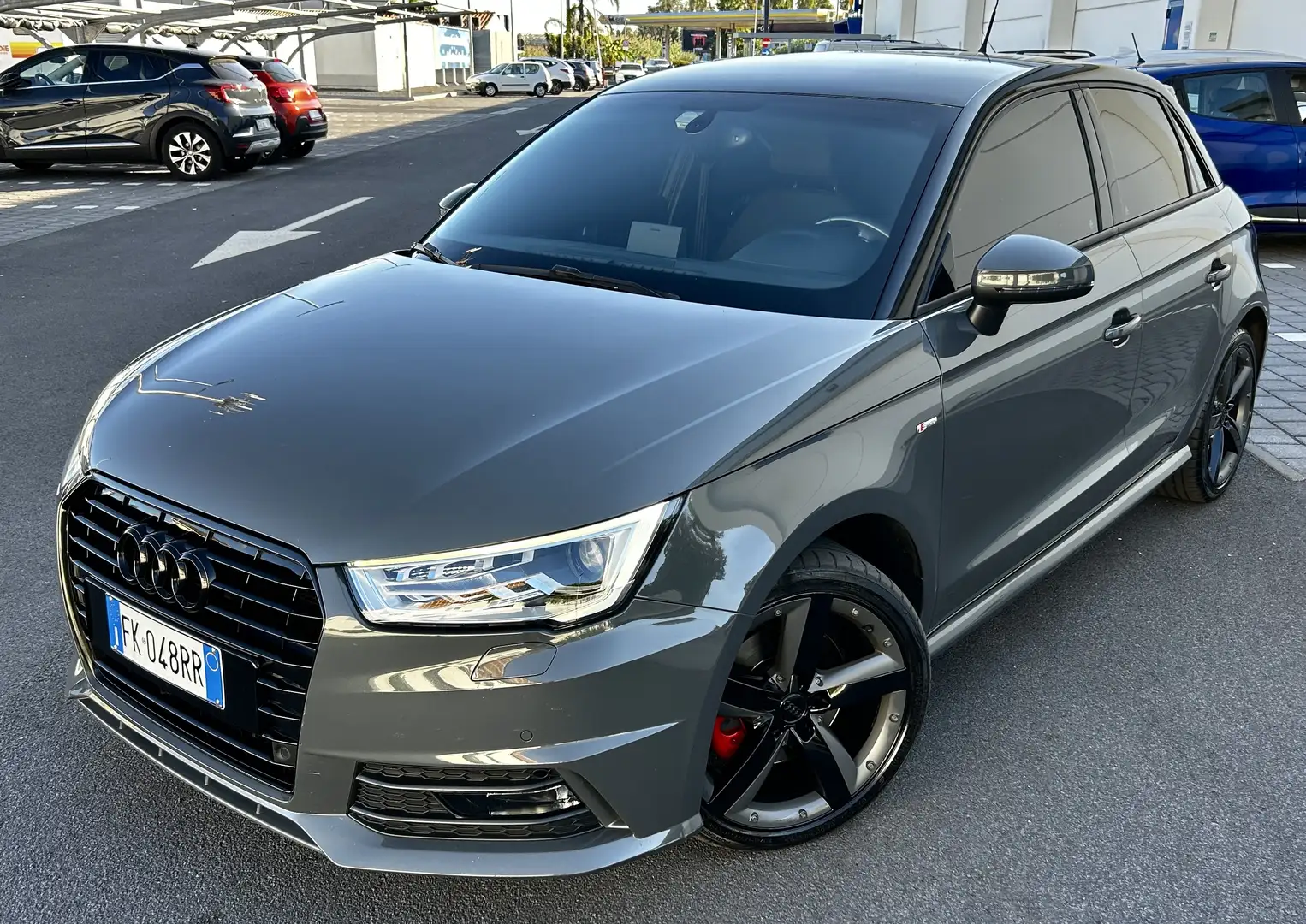 Audi A1 Sportback 1.6 tdi Admired s-tronic - 1