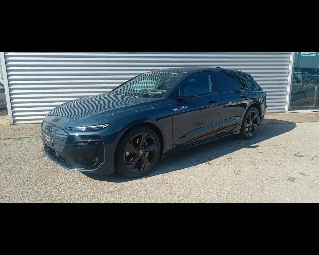 Audi A6 AVANT E-TRON PERFORMANCE A NOLEGGIO!!! Blu/Azzurro - 1