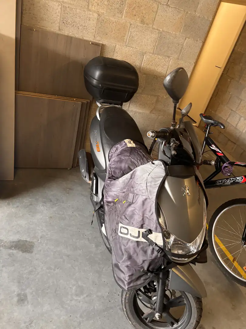 Peugeot Kisbee Gris - 1