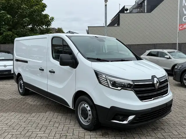 Renault Trafic 2.0 DCI L2 H1 130PK "Navigatie"