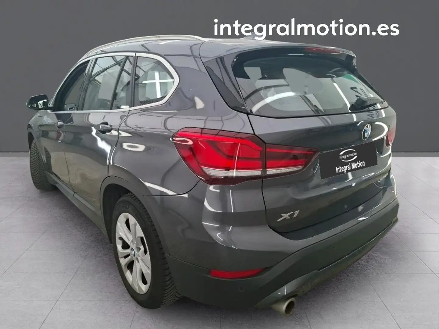 BMW X1 xDrive25e Gris - 2