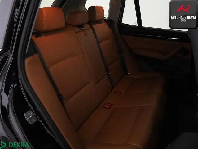 BMW X3 view 11