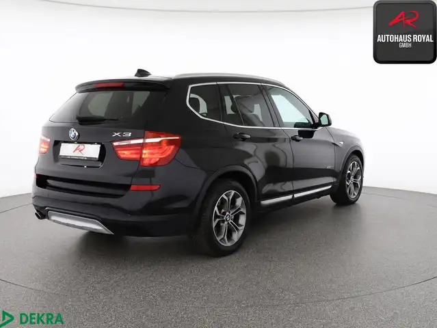 BMW X3 view 4