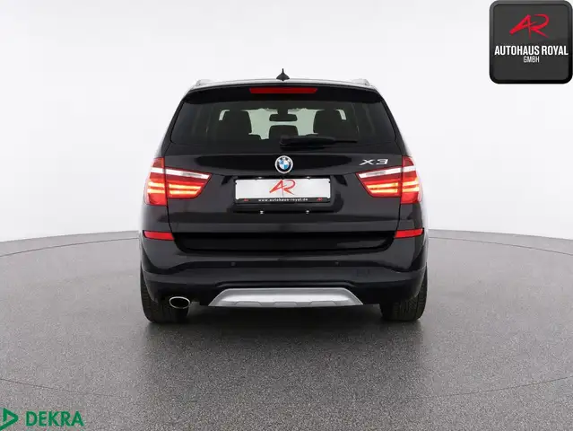 BMW X3 view 3