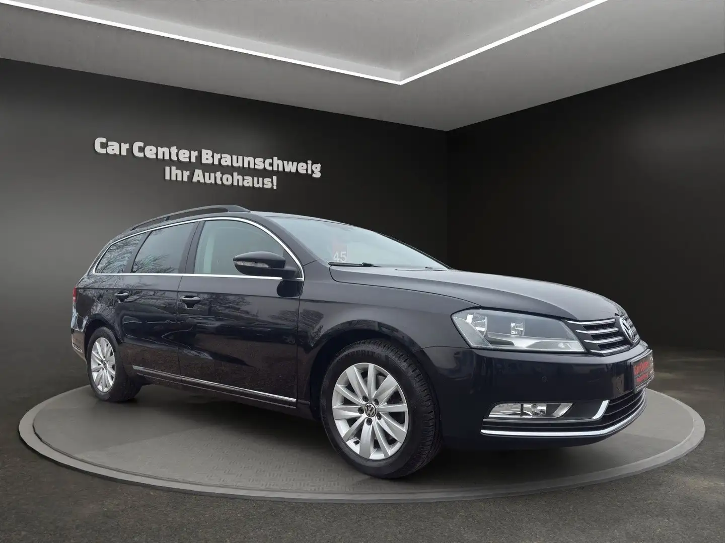Volkswagen Passat Variant 2.0 TDI Comfortline BMT+AHK Negro - 2