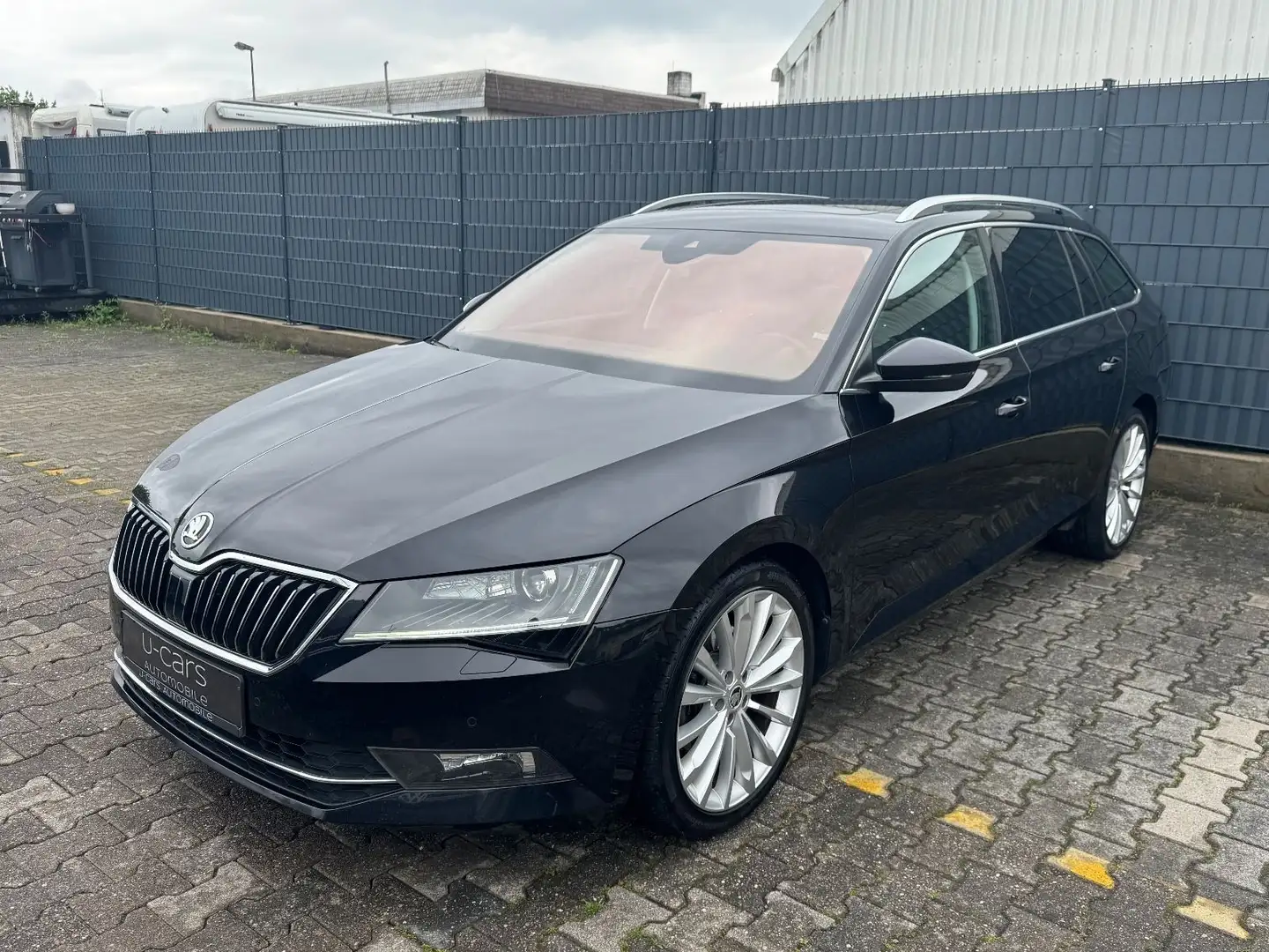 Skoda Superb Combi Style (KAMERA/PANO/MEMORY/ACC/TOTWN Schwarz - 1