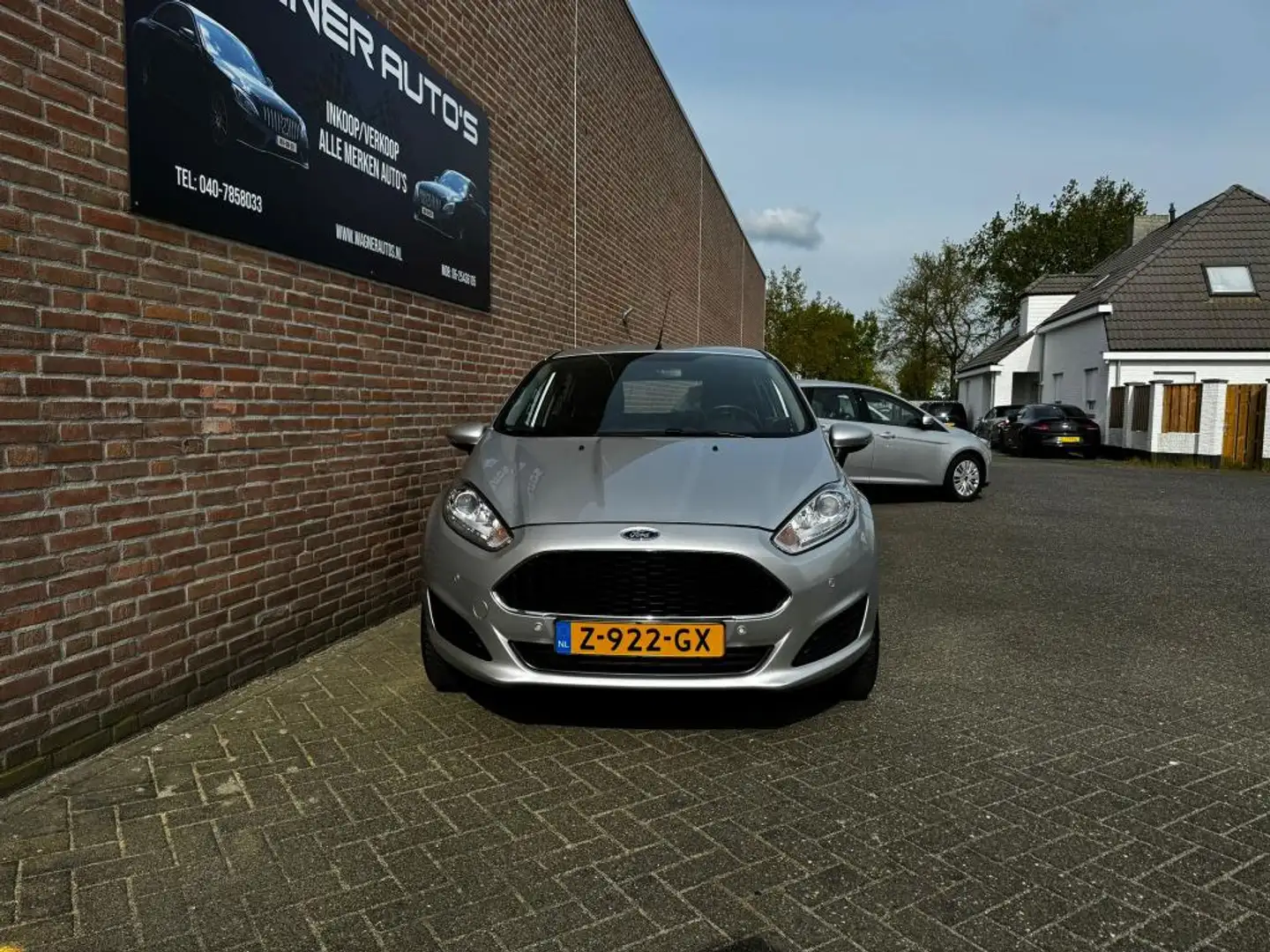 Ford Fiesta 1.0 Style Ultimate AIRCO NAVI PDC Grijs - 2