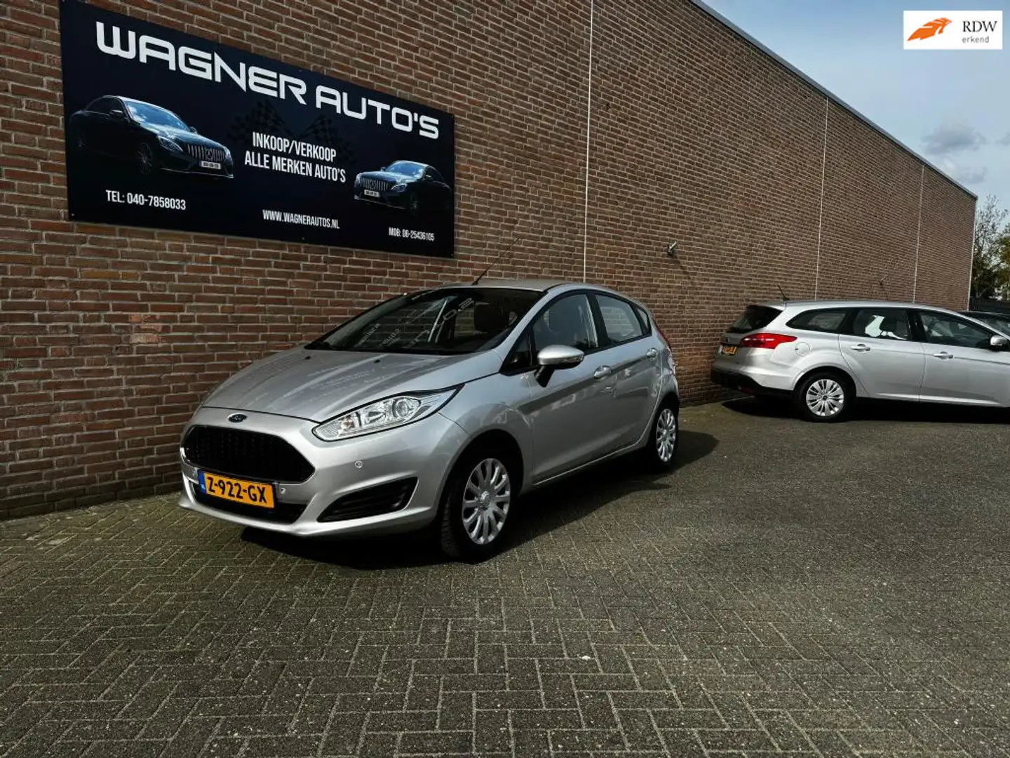 Ford Fiesta 1.0 Style Ultimate AIRCO NAVI PDC Grijs - 1