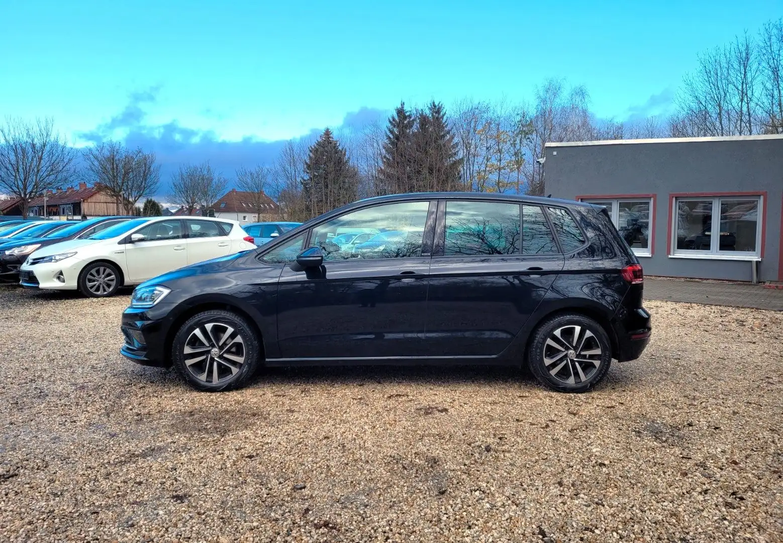 Volkswagen Golf Sportsvan VII*DSG*ACC*Klima*SZH*Pano*LMF*HU Schwarz - 2