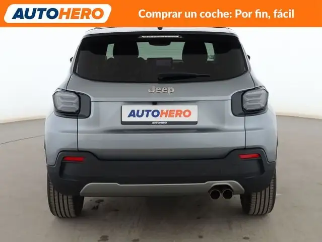 Jeep Avenger view 5
