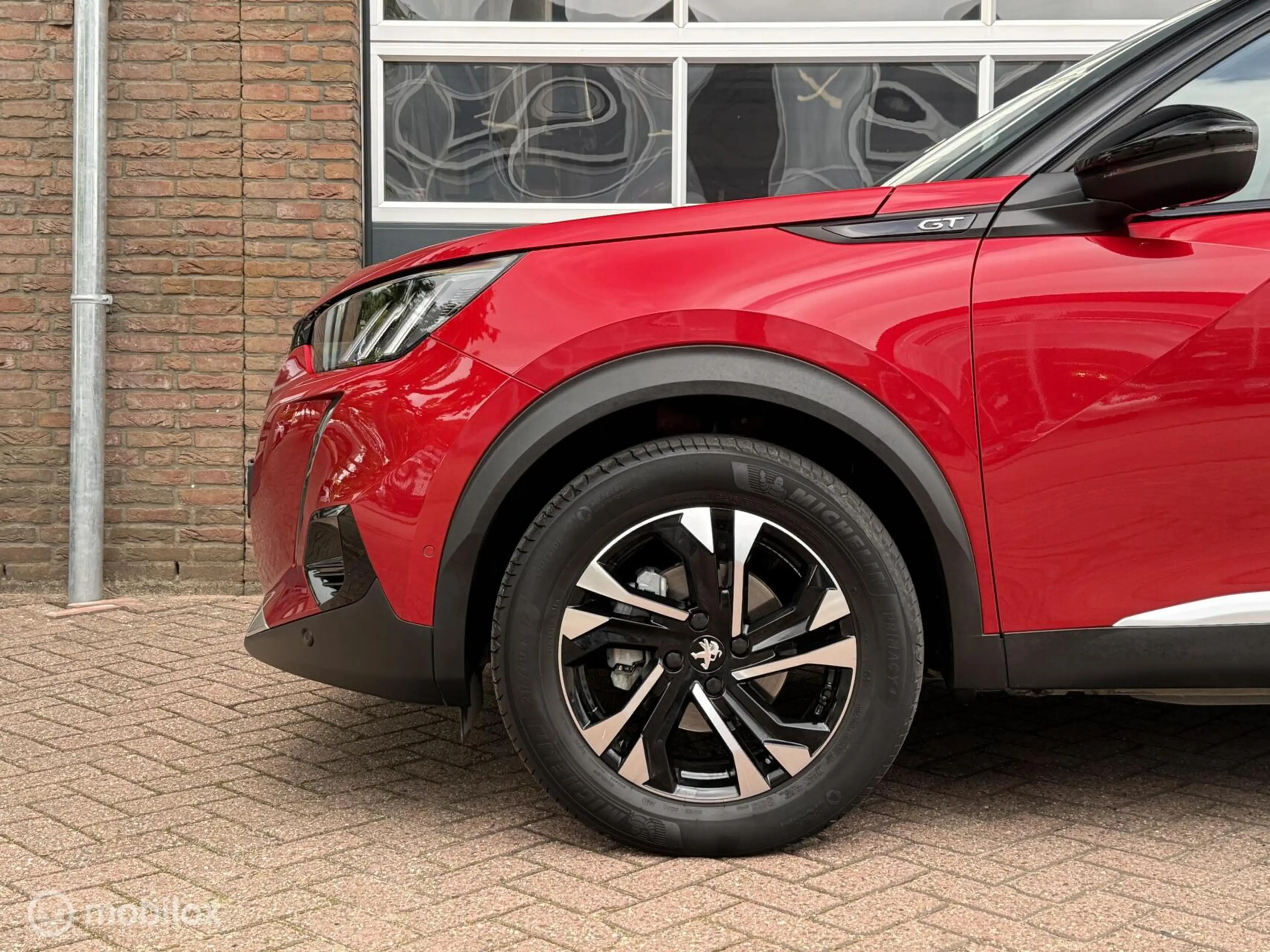 Peugeot 2008 1.2 PureTech GT Panodak Virtual Navi Carplay Camer — photo 12