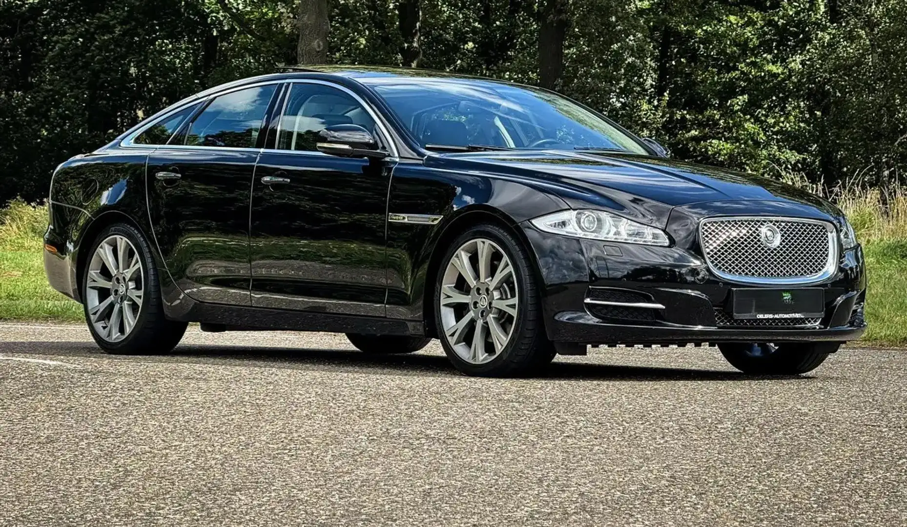 Jaguar XJ XJ 5.0 V8 Premium Luxury Schwarz - 1