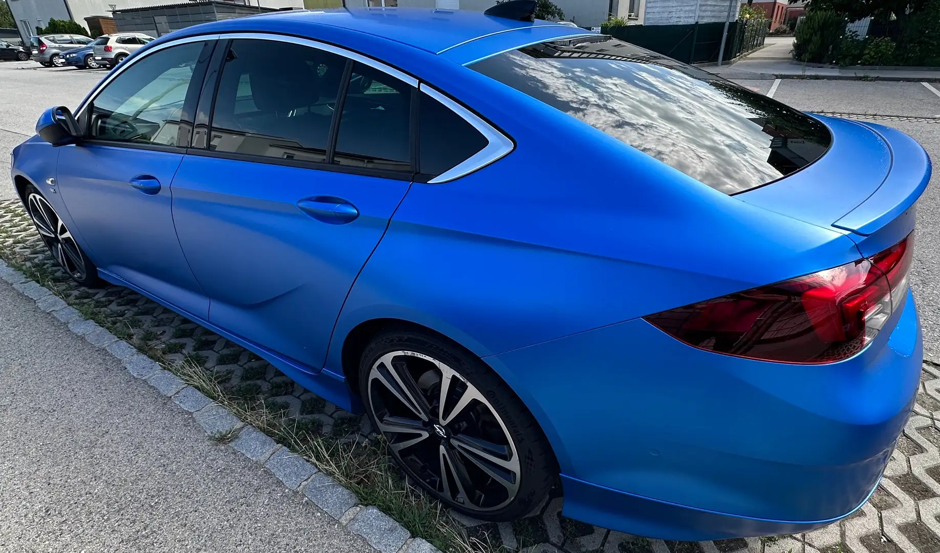 Opel Insignia Insignia Grand Sport 2,0 260PS Schwarz - 1