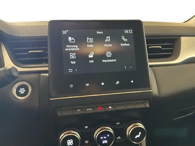 Renault Captur view 9