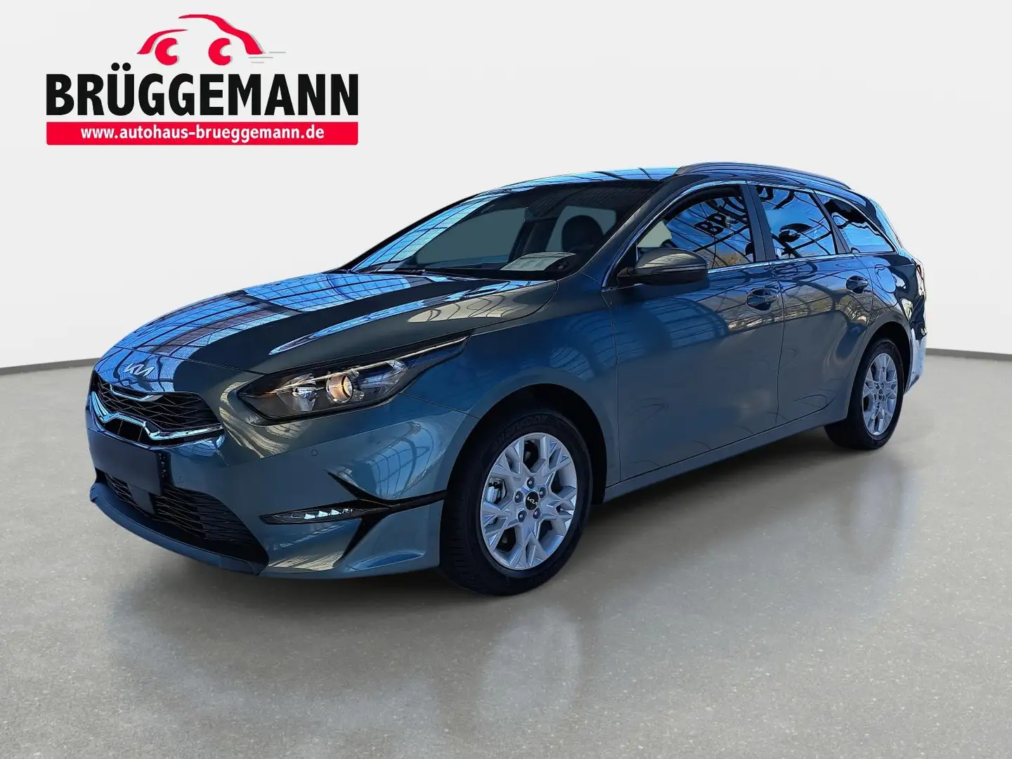 Kia Ceed SW / cee'd SW CEED SW 1.5 T-GDI DCT7 ULTIMATE EDITION MJ25 Gris - 1