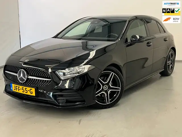 Mercedes-Benz A 200 AMG Night Edition / Sfeerverlichting