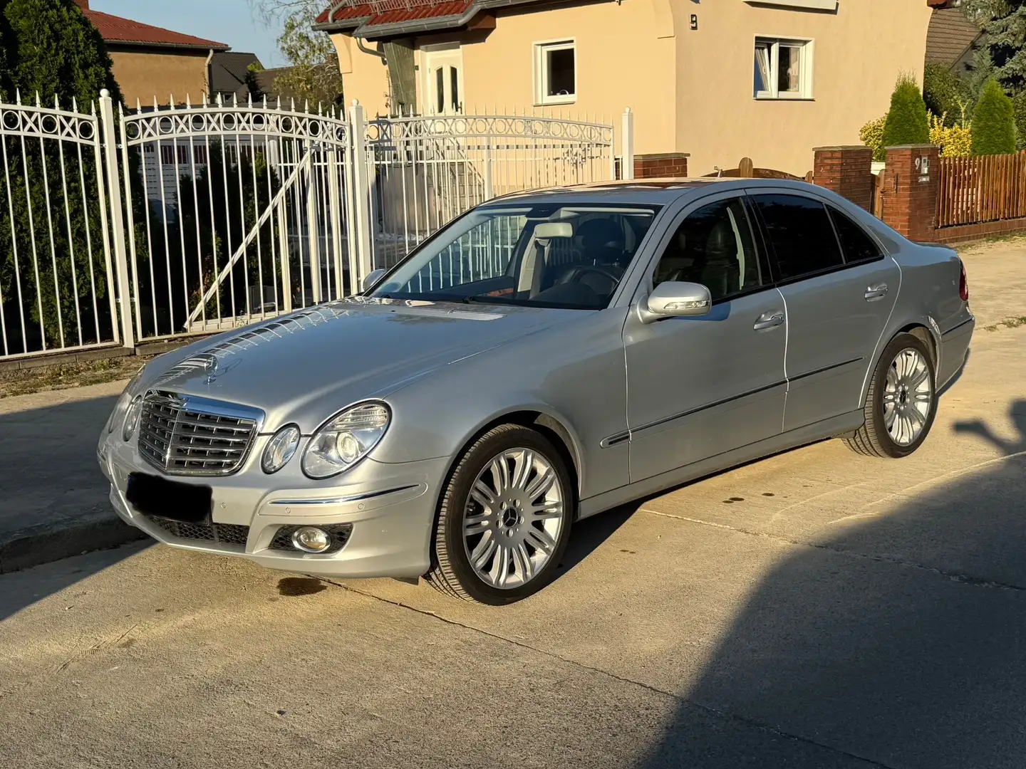Mercedes-Benz E 280 CDI 7G-TRONIC Elegance DPF - 2