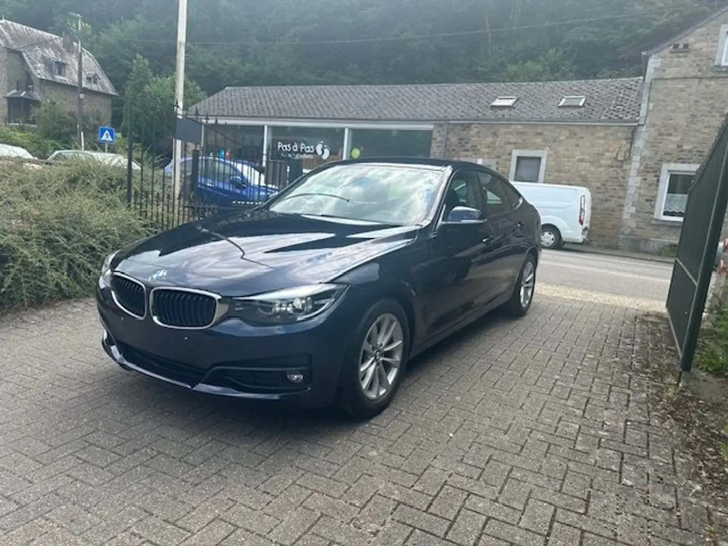BMW 318 Gran Turismo dA Azul - 1
