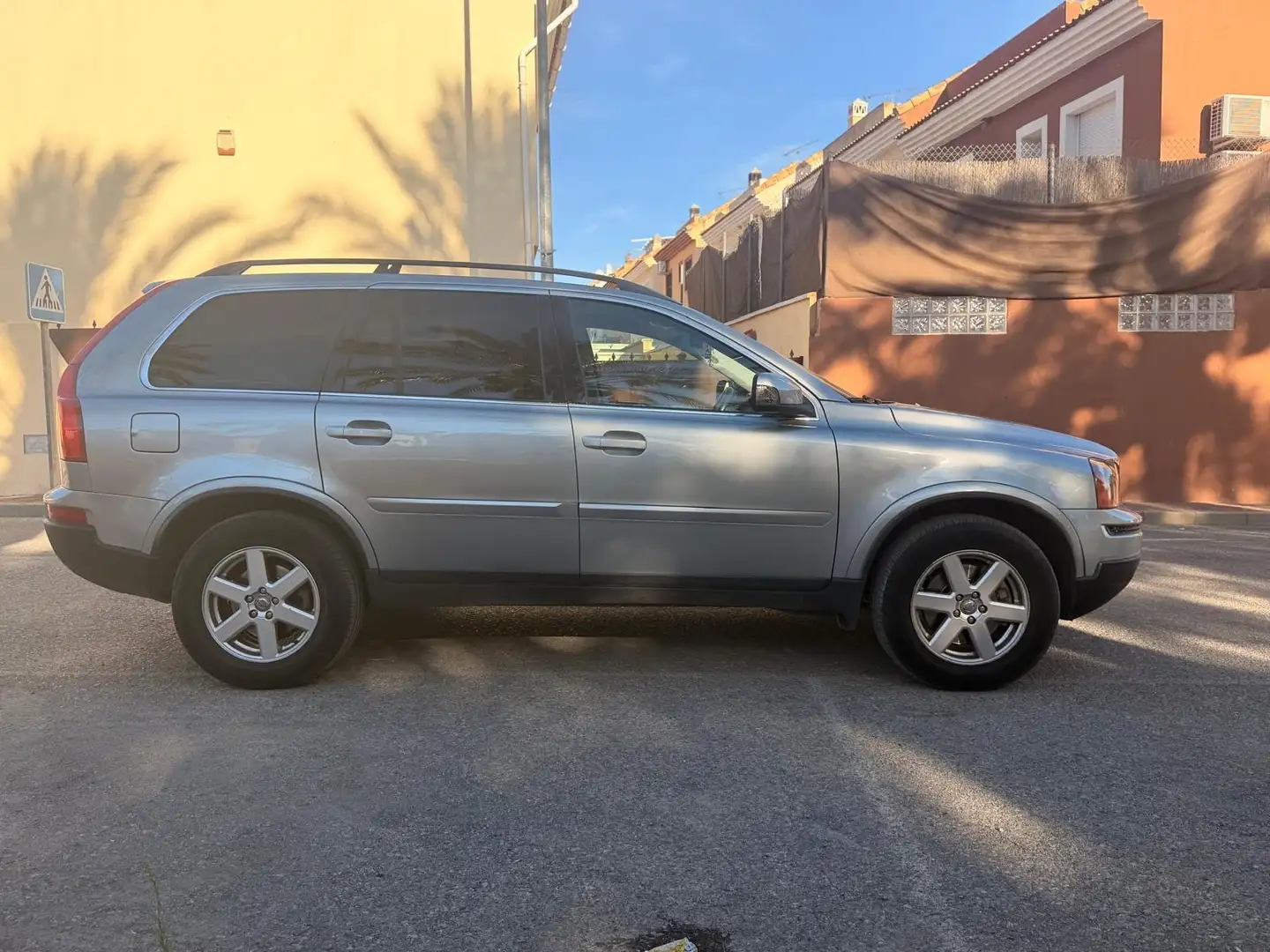 Volvo XC90 D5 Momentum Geartronic 185 - 2
