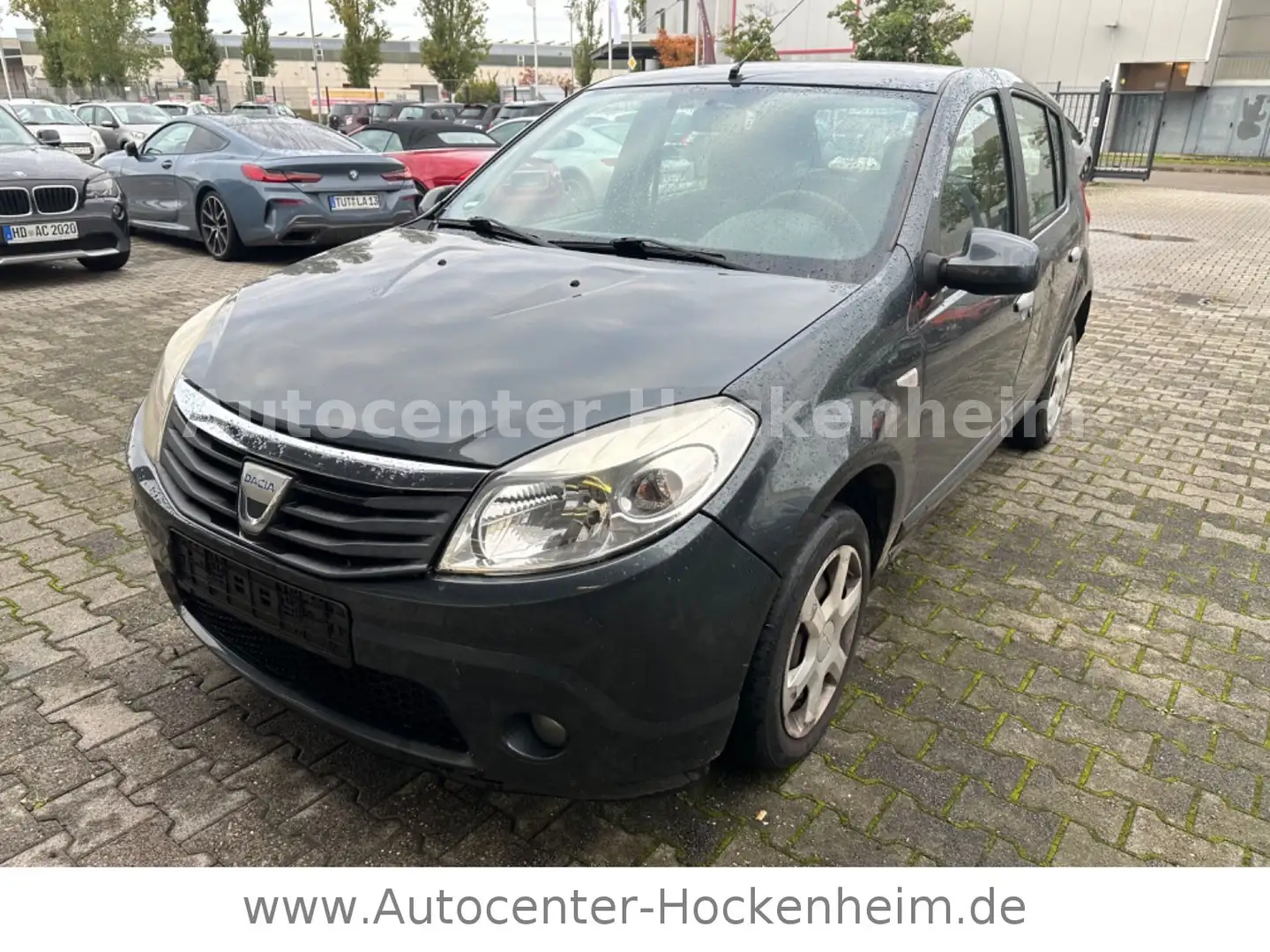 Dacia Sandero Laureate Gris - 2
