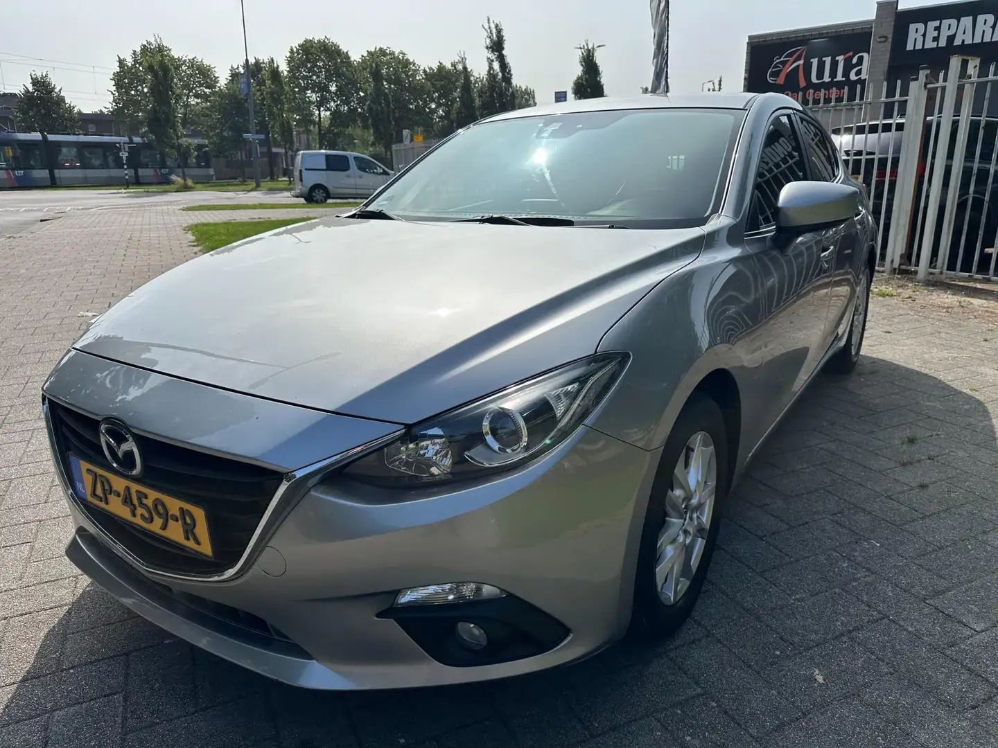 Mazda 3 2.0 TS+ Grau - 2