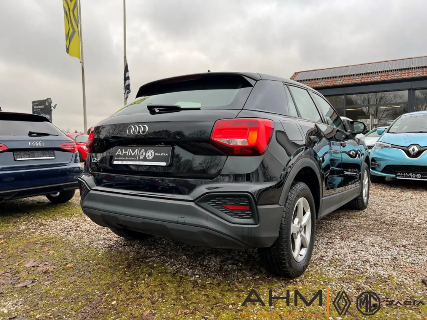Audi Q2 35 TFSI 1.5 Navigations-Paket Audi connect 2 Zonen Negro - 2