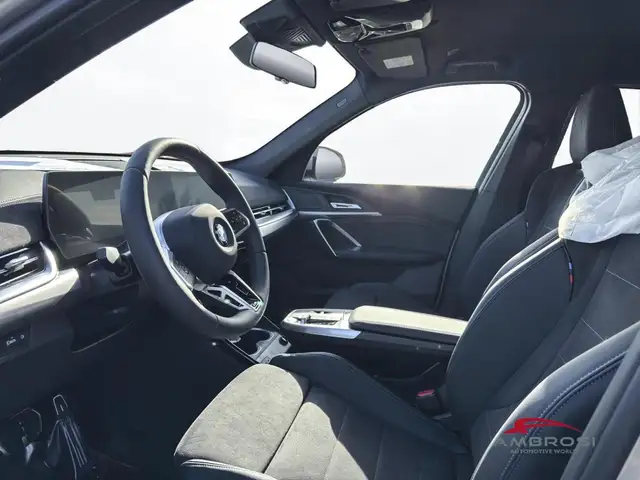 BMW X1 view 5