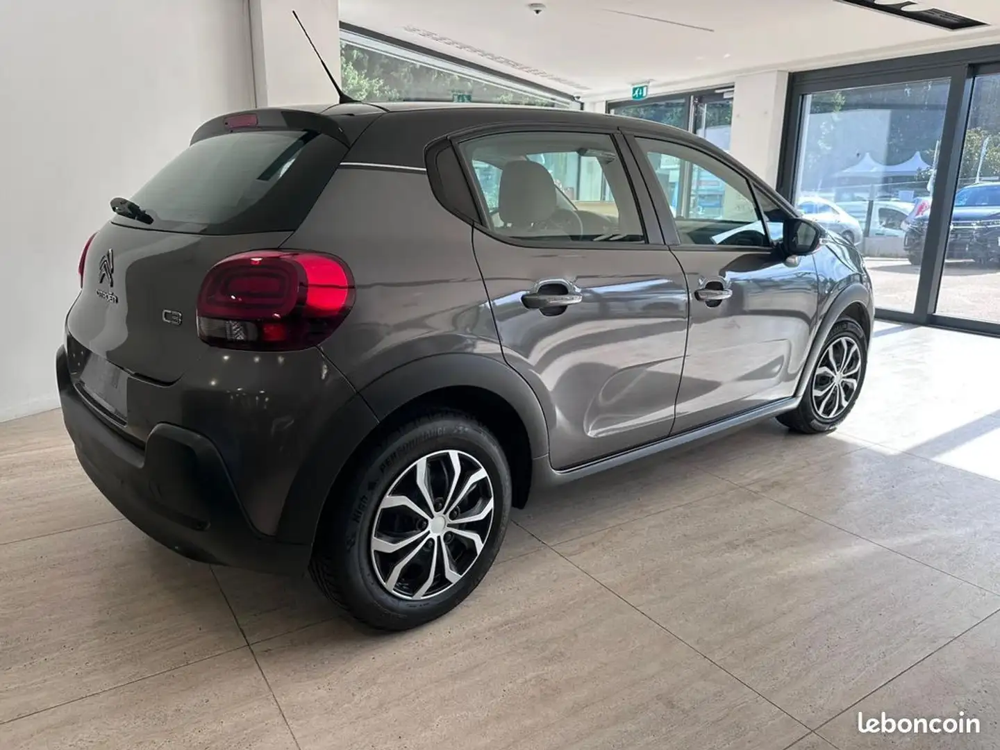 Citroen C3 110 SS BVM6 Shine Gris - 2