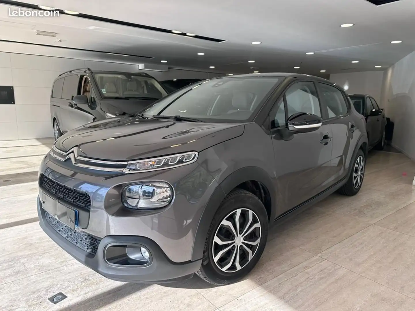 Citroen C3 110 SS BVM6 Shine Gris - 1