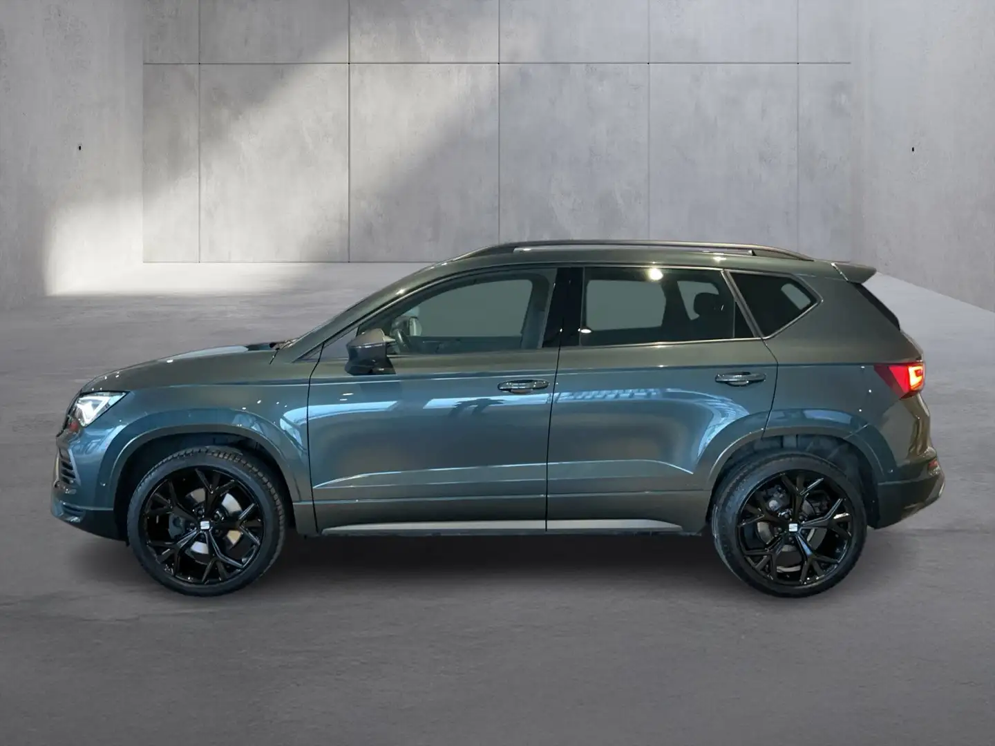 SEAT Ateca FR 1.5 TSI ACT DSG Grün - 2