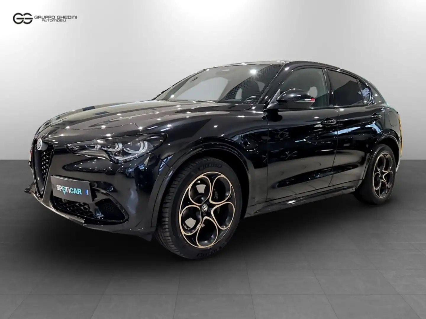 Alfa Romeo Stelvio 2.2 Turbo Intensa Nero - 1