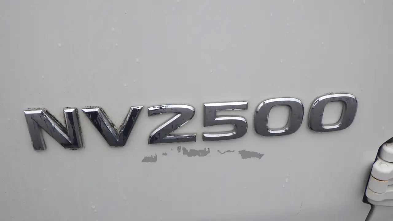 Nissan NV Cargo снимка Nissan NV Cargo