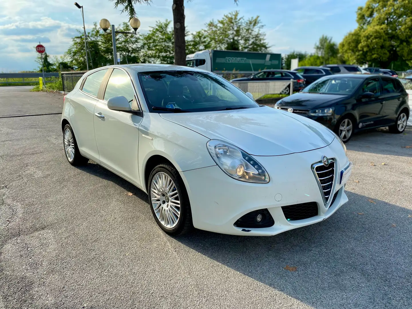 Alfa Romeo Giulietta 1.4 t. m.air Distinctive 170cv Weiß - 1