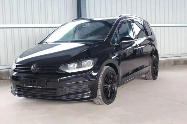 Volkswagen Touran Comfortline Panorama Kamera SHZ LM 18"