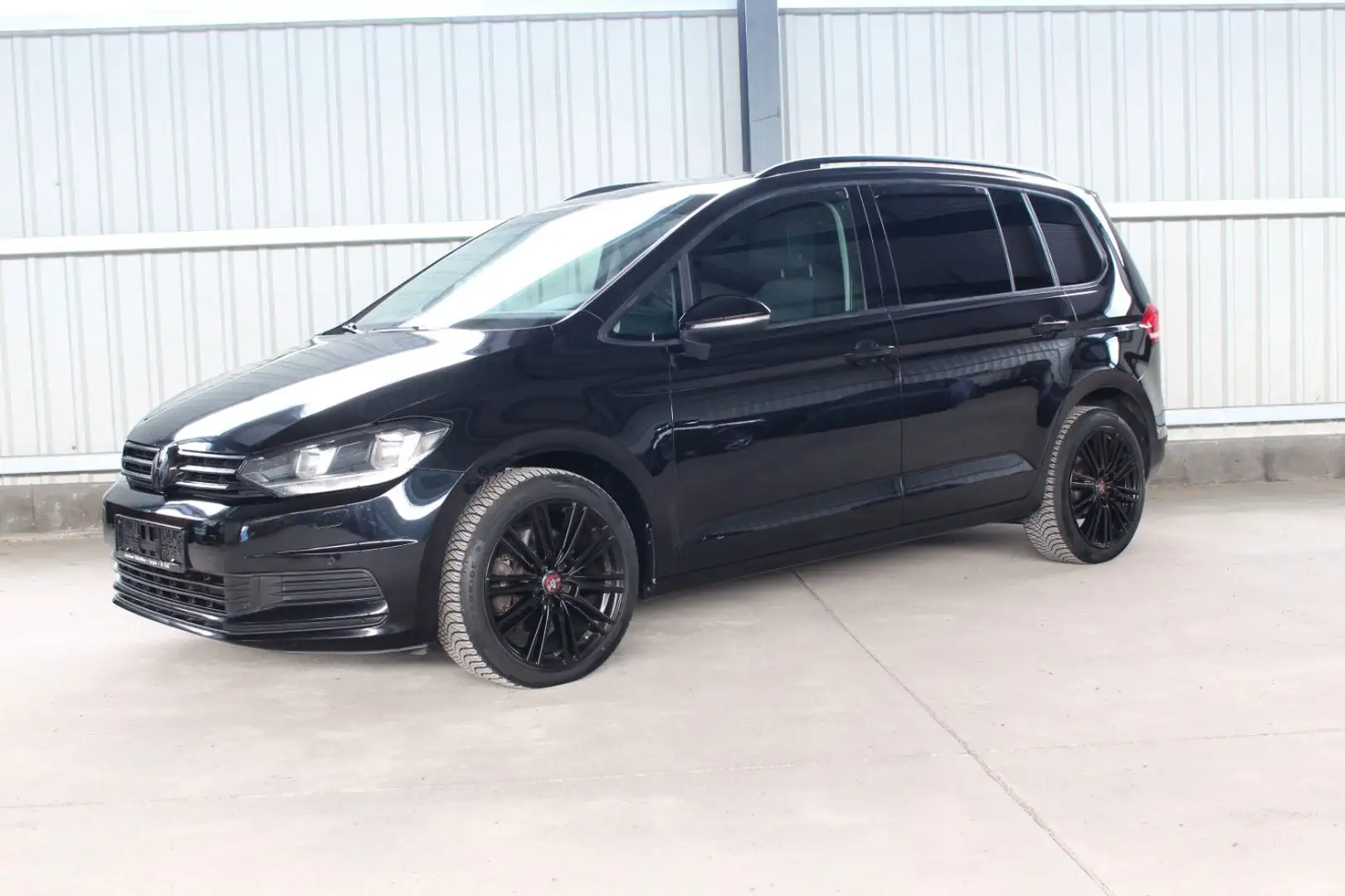 Volkswagen Touran Comfortline Panorama Kamera SHZ LM 18" Schwarz - 2
