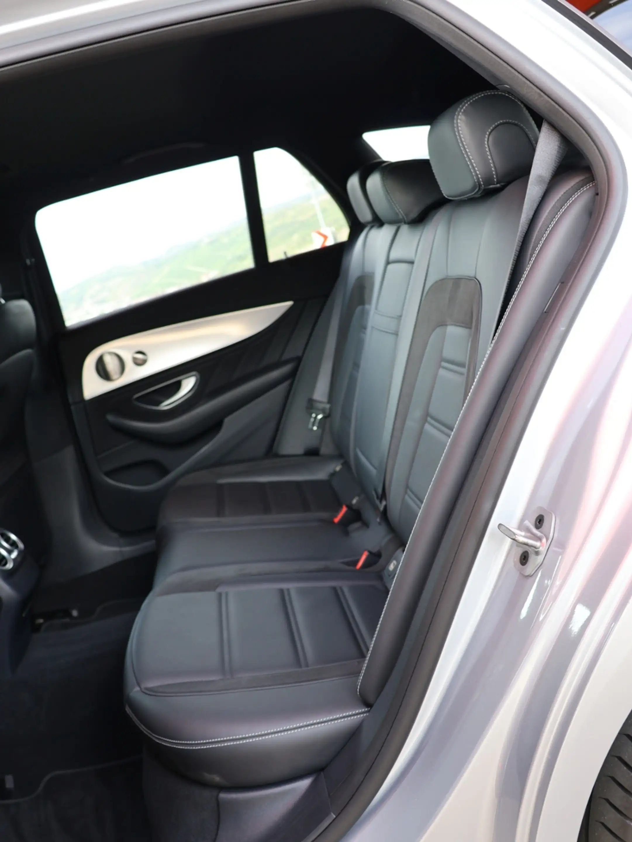 Mercedes-Benz E 53 AMG 53 AMG 4M + Night STDHZ HUD Distr. 20" — photo 15