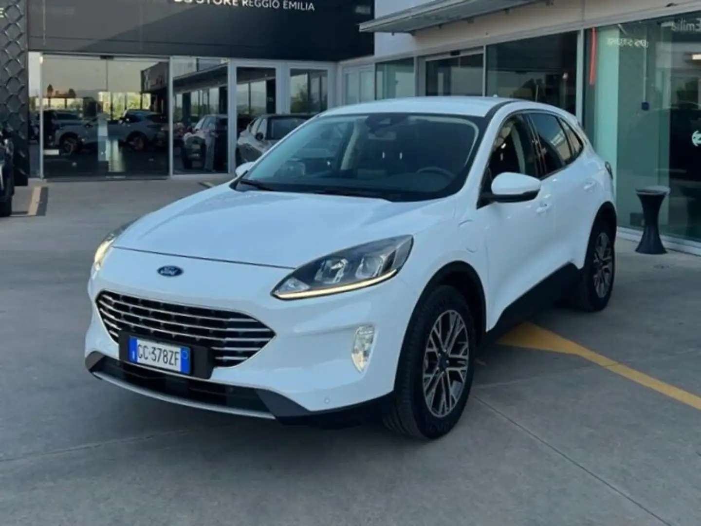 Ford Kuga 2.5 PHEV Titanium X Weiß - 1
